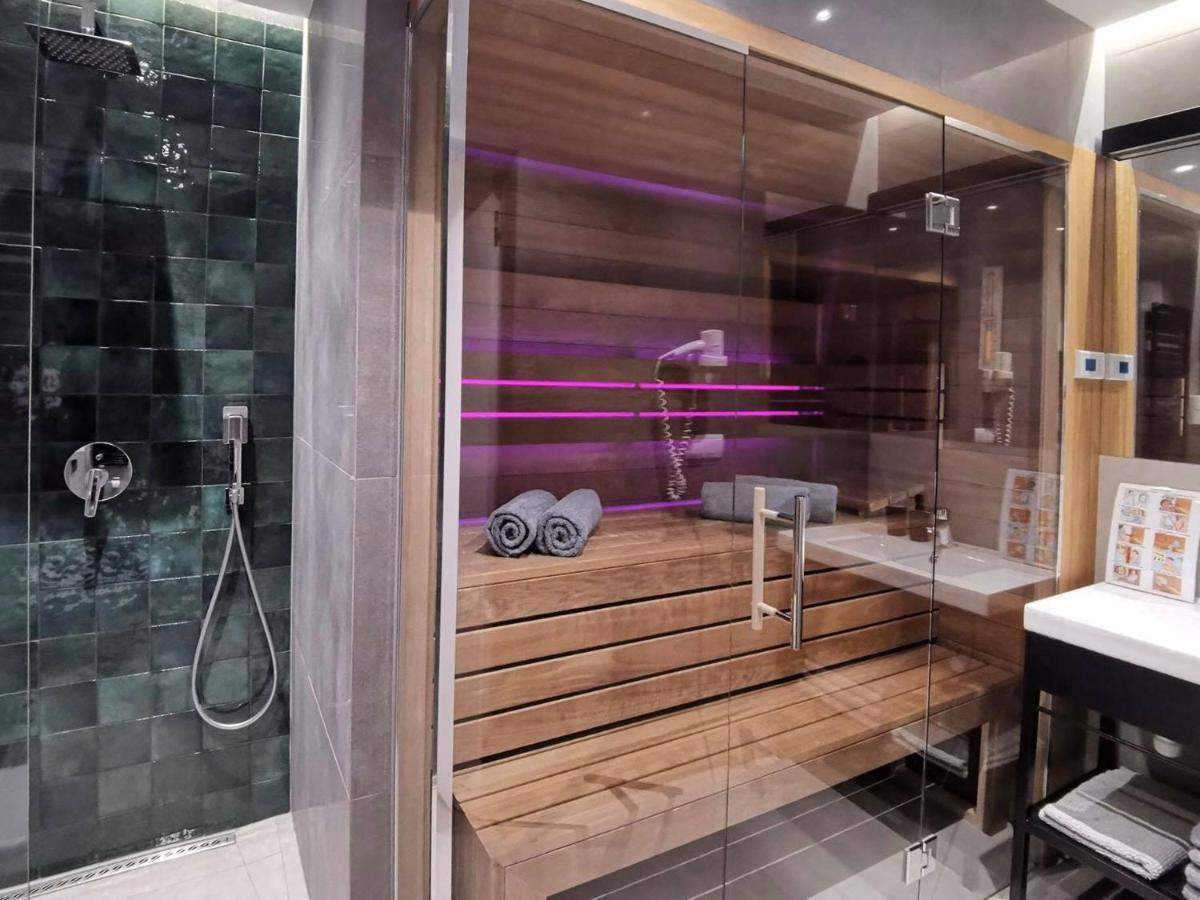 Jacuzzi Apartments Cracovia Exterior foto