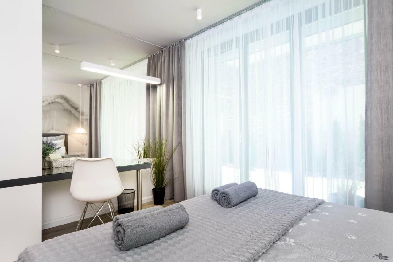 Jacuzzi Apartments Cracovia Exterior foto