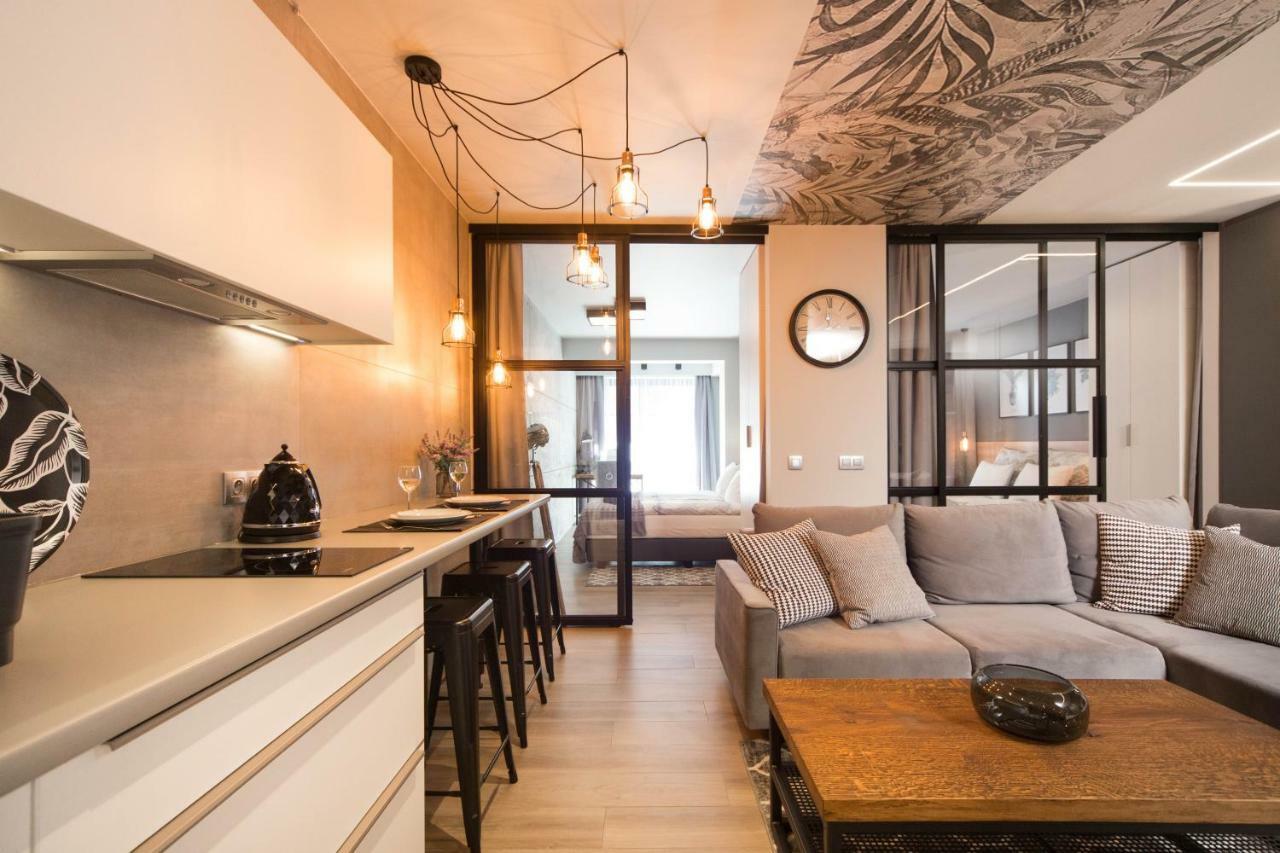 Jacuzzi Apartments Cracovia Exterior foto